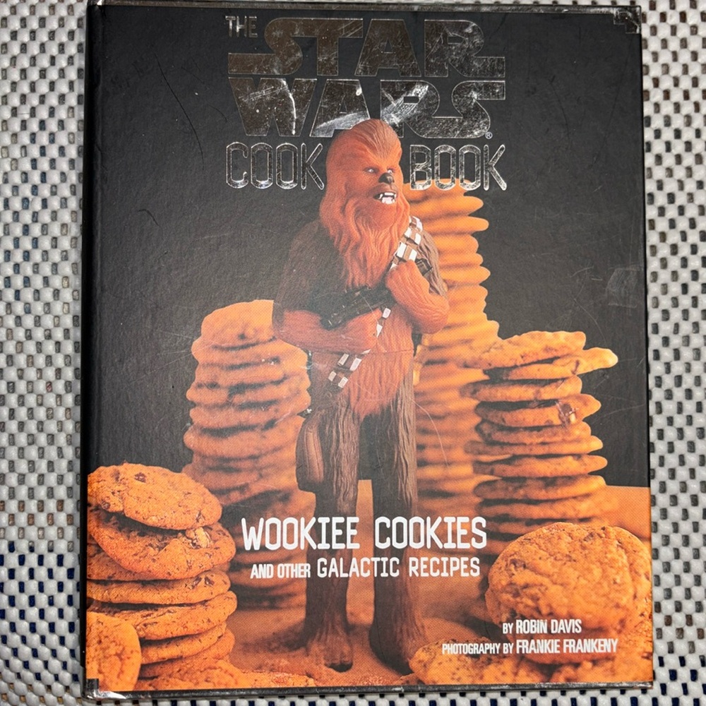 The Star Wars Cook Book: Wookiee Cookies and Other Galactic Recipes